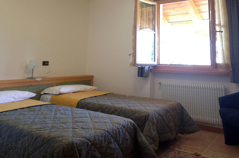 Garni Lilly Otel San Lorenzo Dorsino Dış mekan fotoğraf